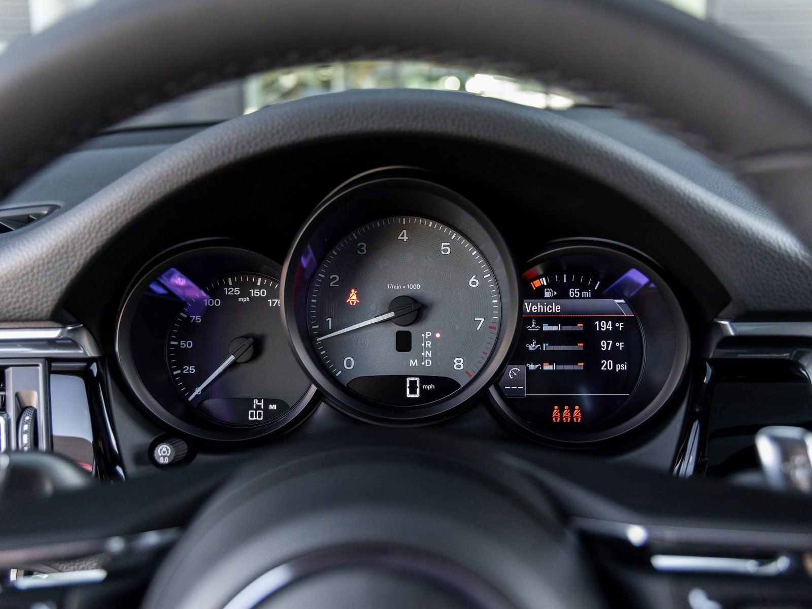 Certified 2025 Porsche Macan S image 28