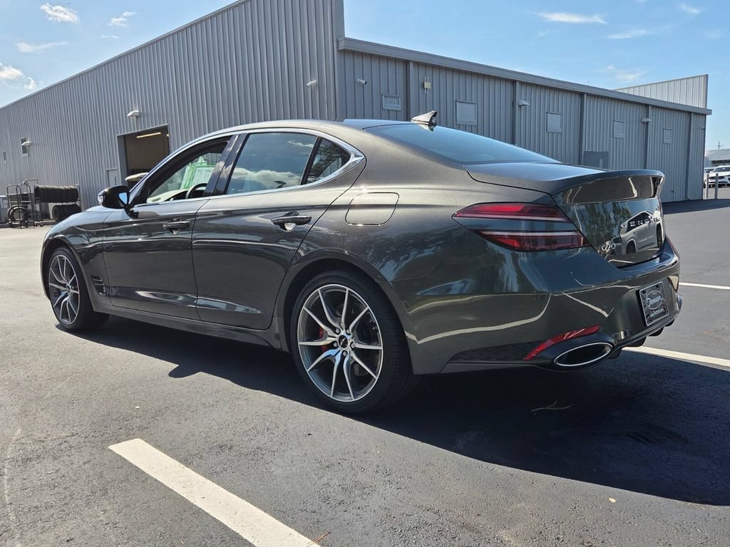 Used 2025 Genesis G70 2.5T RWD image 5
