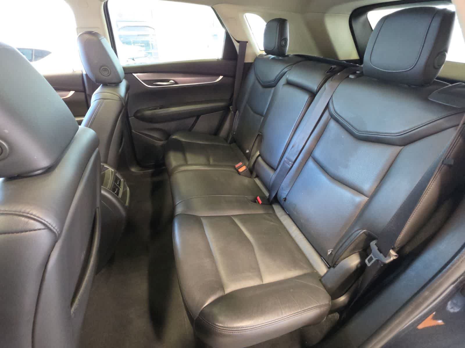 Used 2019 Cadillac XT5 Luxury FWD image 32