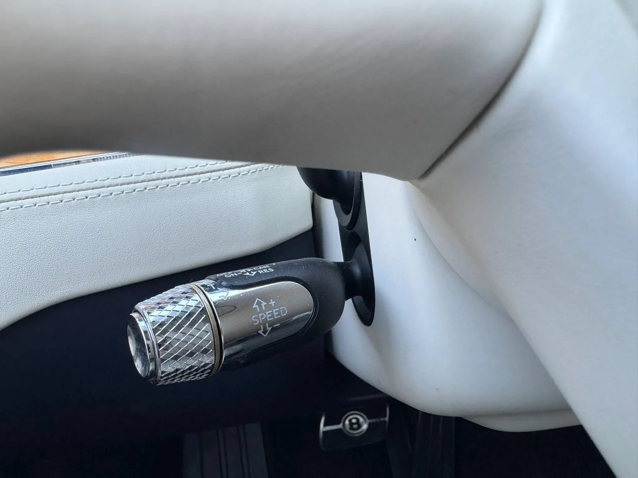 Used 2020 Bentley Continental GT AWD/4WD image 48