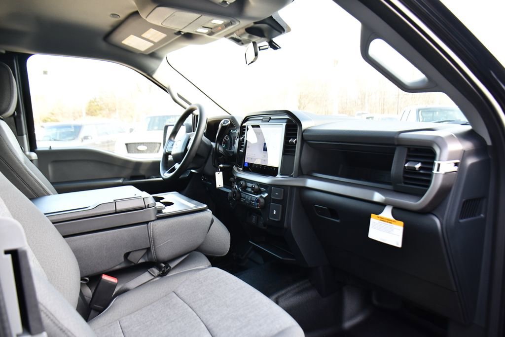 New 2026 Ford F150 XL w/ Equipment Group 103A High image 14