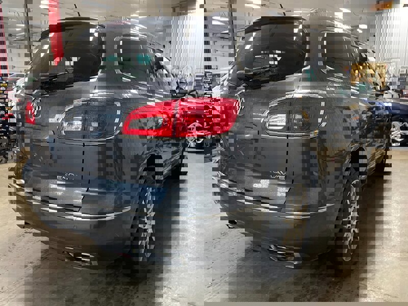 Used 2013 Buick Enclave Leather image 6