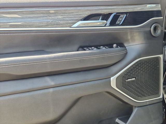 Certified 2022 Jeep Wagoneer Series III w/ Flexible Seating Group RWD image 13