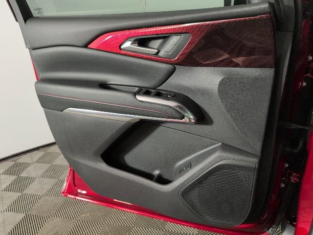 New 2026 Chevrolet Traverse Z71 w/ Driver Confidence Package image 24