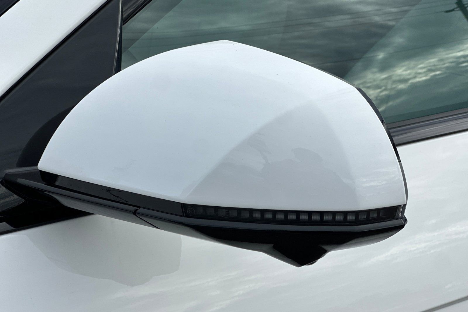 Used 2025 Hyundai Ioniq 5 Limited image 53