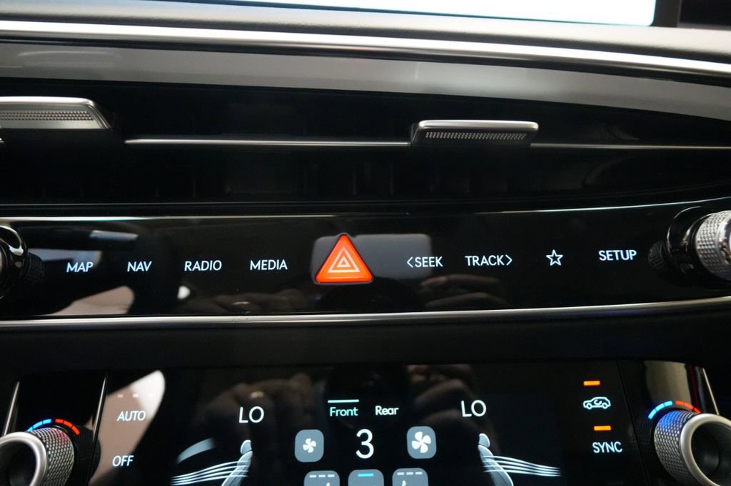 Used 2026 Genesis GV70 2.5T image 46