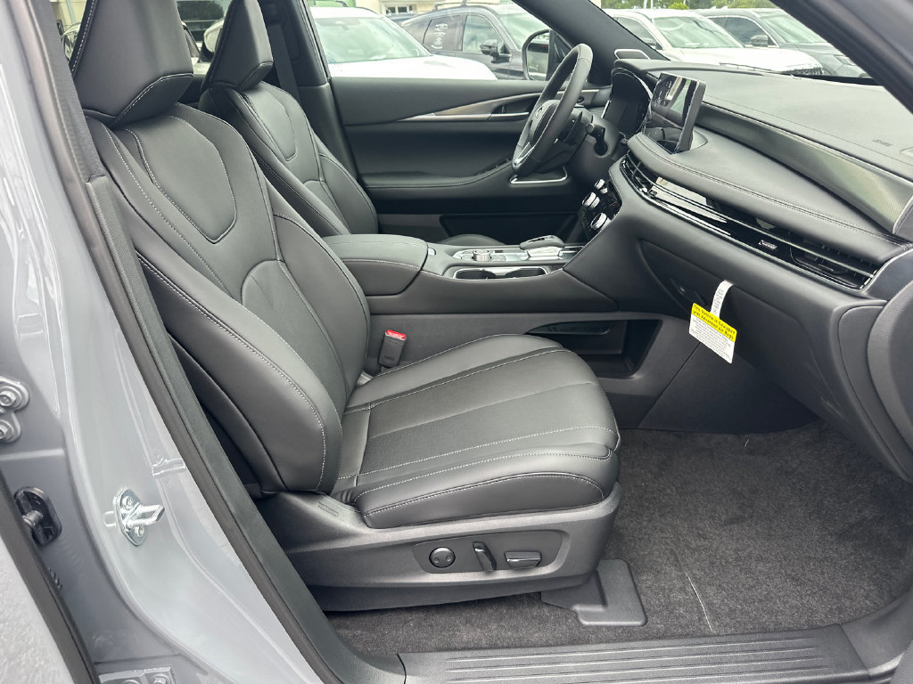 New 2027 INFINITI QX60 Sport w/ Dark Cargo Package AWD/4WD image 11