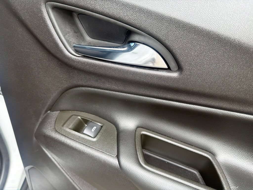 Used 2024 Chevrolet Equinox LT w/ LPO, Floor Liner Package AWD/4WD image 23