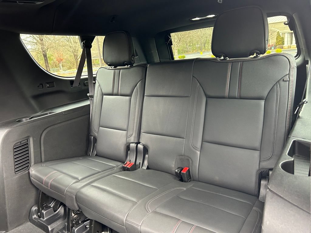 Used 2022 Chevrolet Suburban RST w/ Luxury Package AWD/4WD image 48