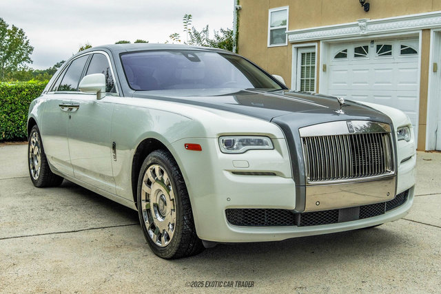 Used 2015 Rolls-Royce Ghost image 12