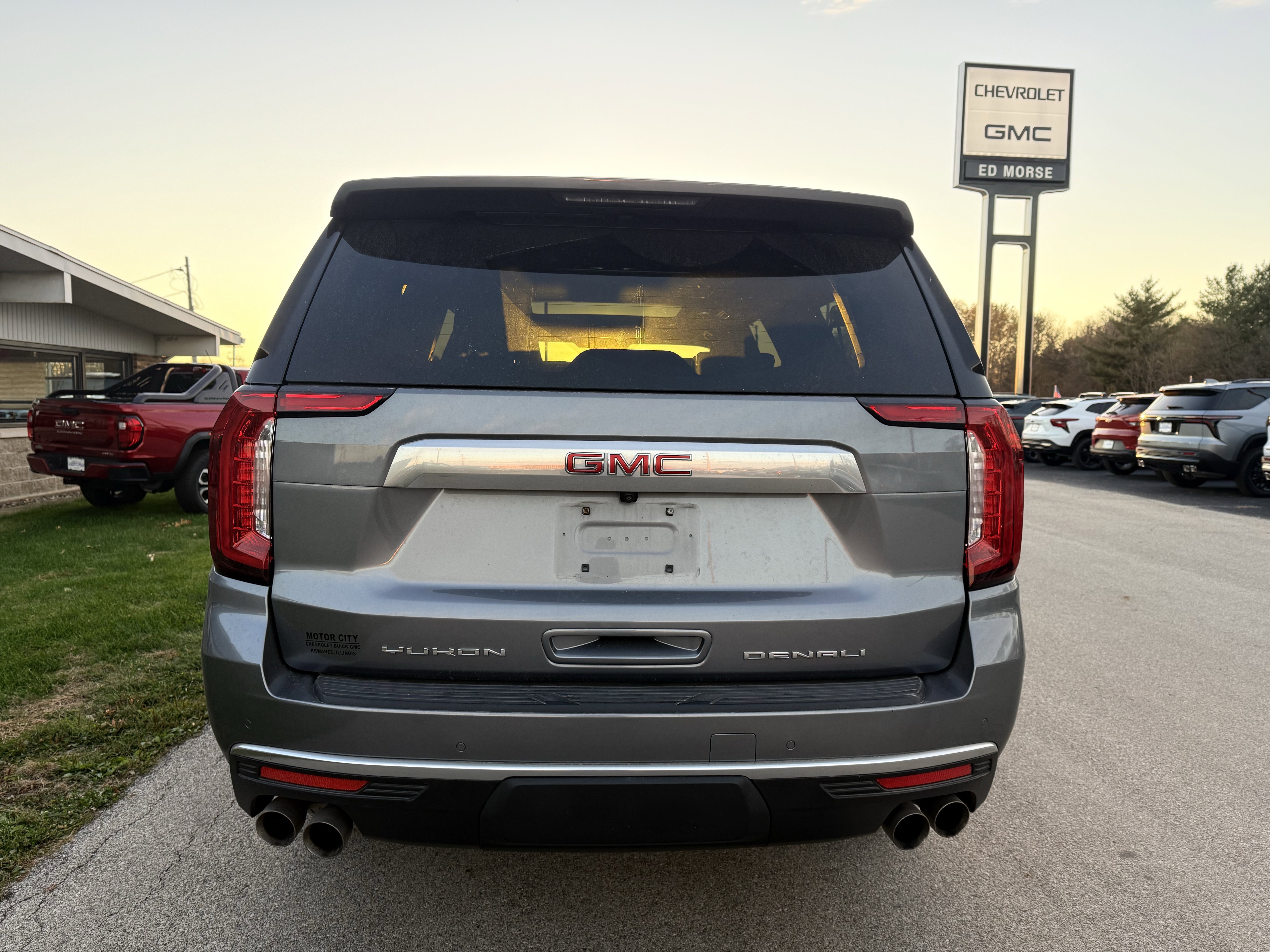 Certified 2022 GMC Yukon XL Denali image 4
