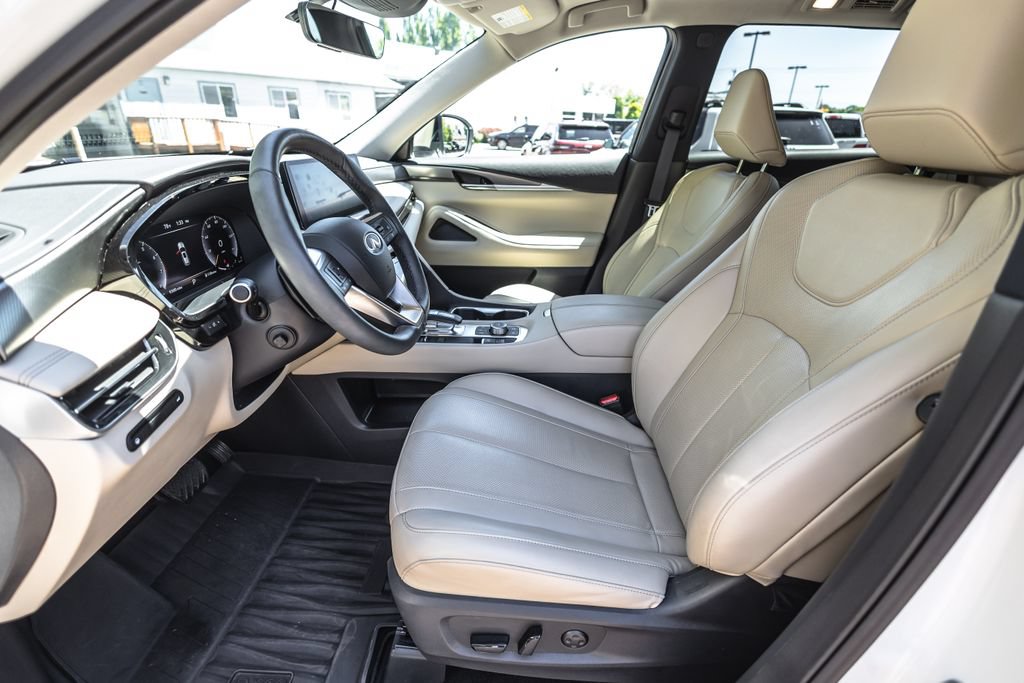 Used 2024 INFINITI QX60 Luxe AWD/4WD image 19