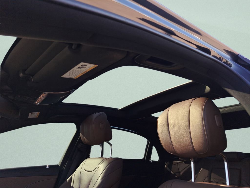 Used 2017 Mercedes-Benz S 550 Sedan image 20