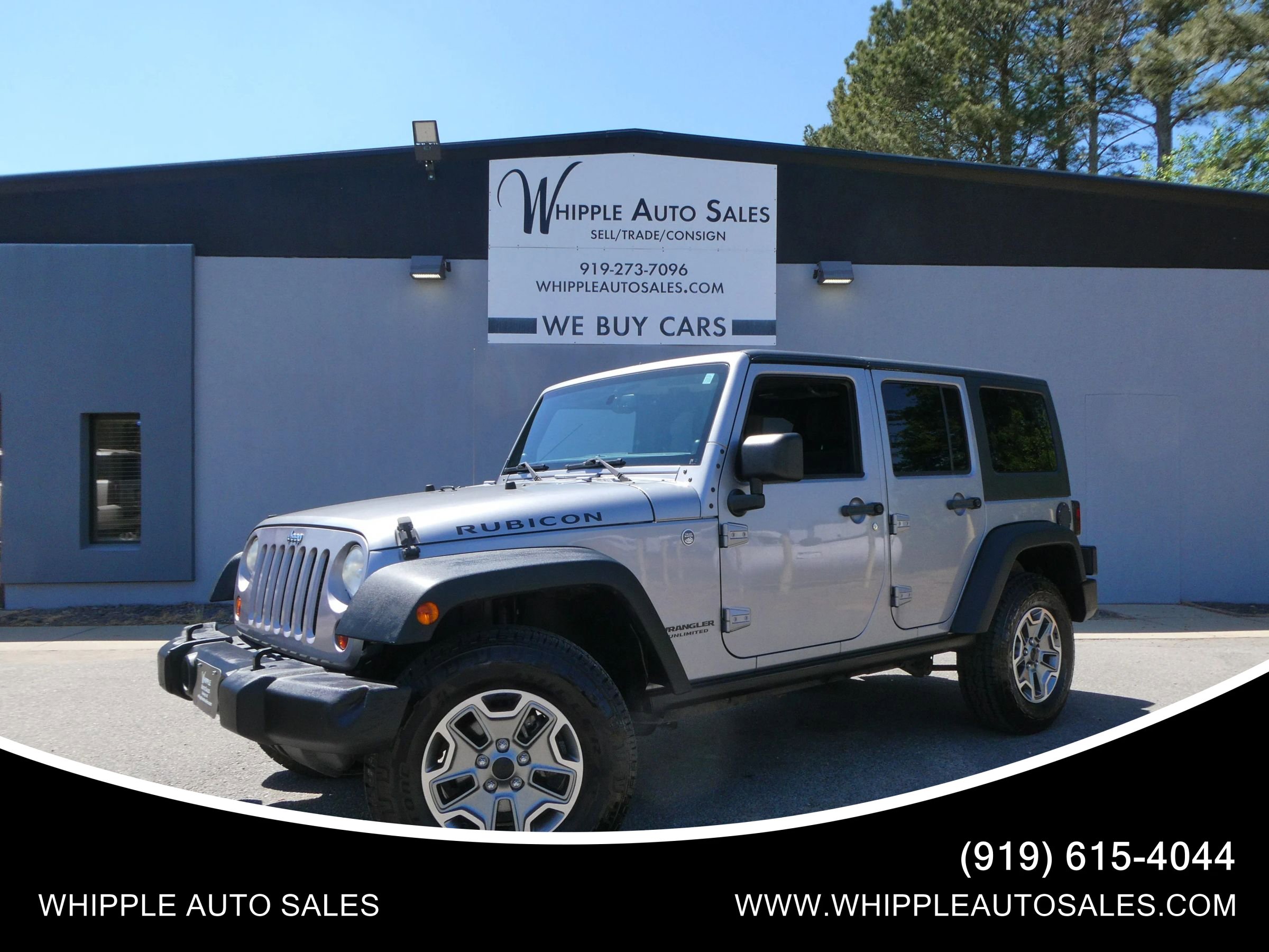Used 2013 Jeep Wrangler Unlimited Rubicon w/ Connectivity Group AWD/4WD image 1