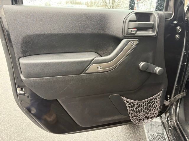 Used 2013 Jeep Wrangler Unlimited Sport image 24