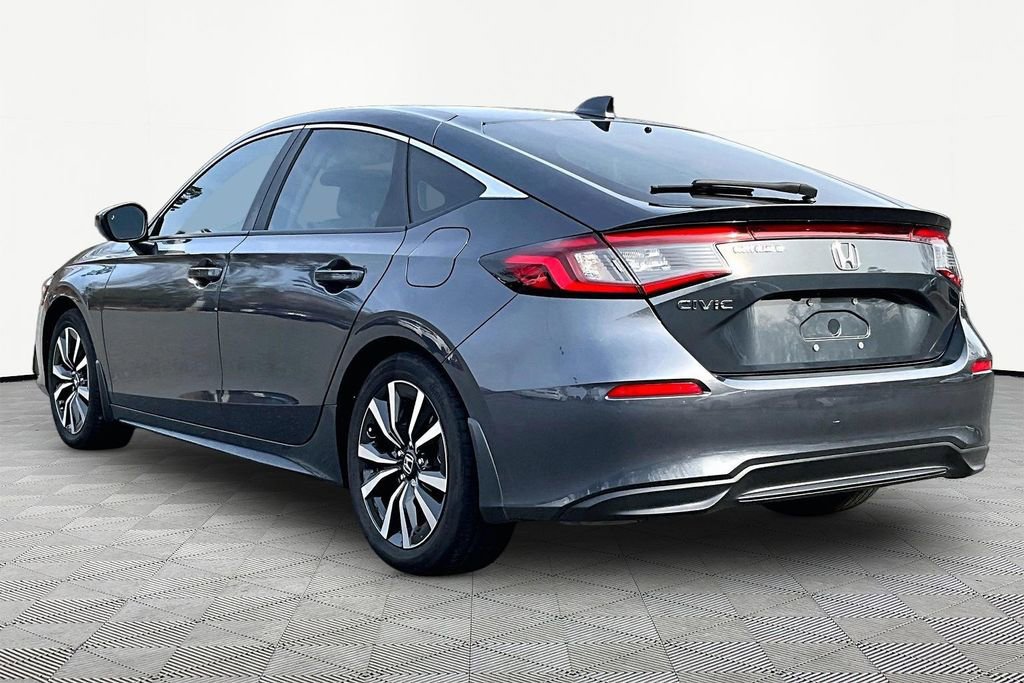 Used 2024 Honda Civic EX-L image 4