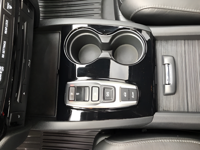 Used 2022 Honda Pilot Touring image 19