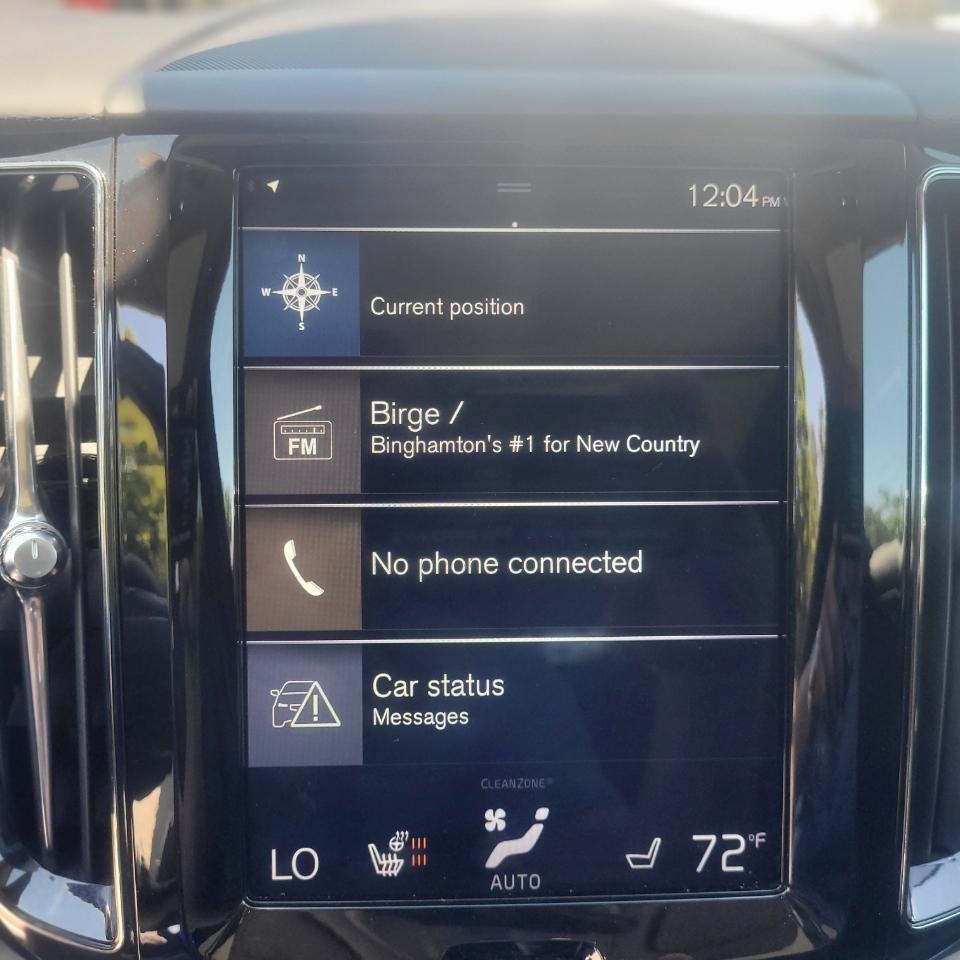 Used 2018 Volvo XC60 T5 Momentum w/ Vision Package AWD/4WD image 21