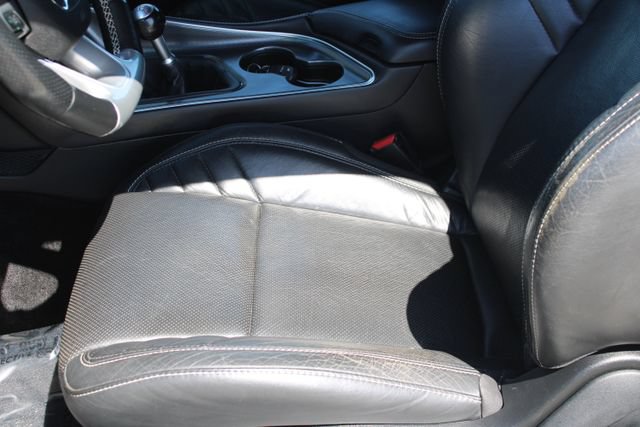 Used 2018 Dodge Challenger SRT w/ Technology Group RWD image 39