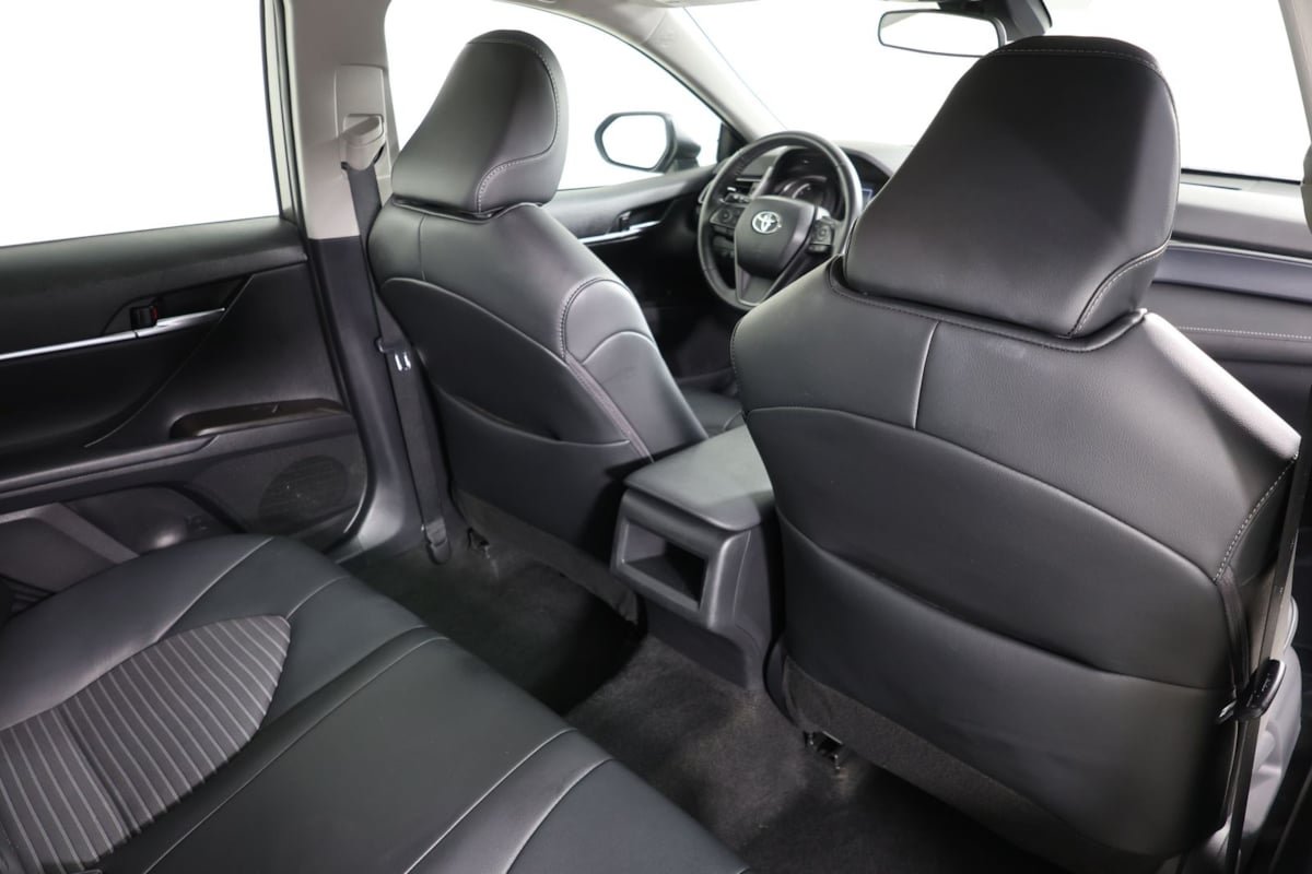 Used 2024 Toyota Camry SE FWD image 33