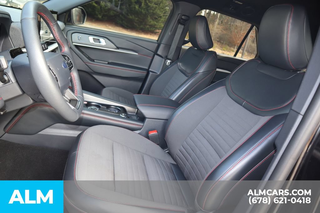Used 2025 Ford Explorer ST-Line AWD/4WD image 11