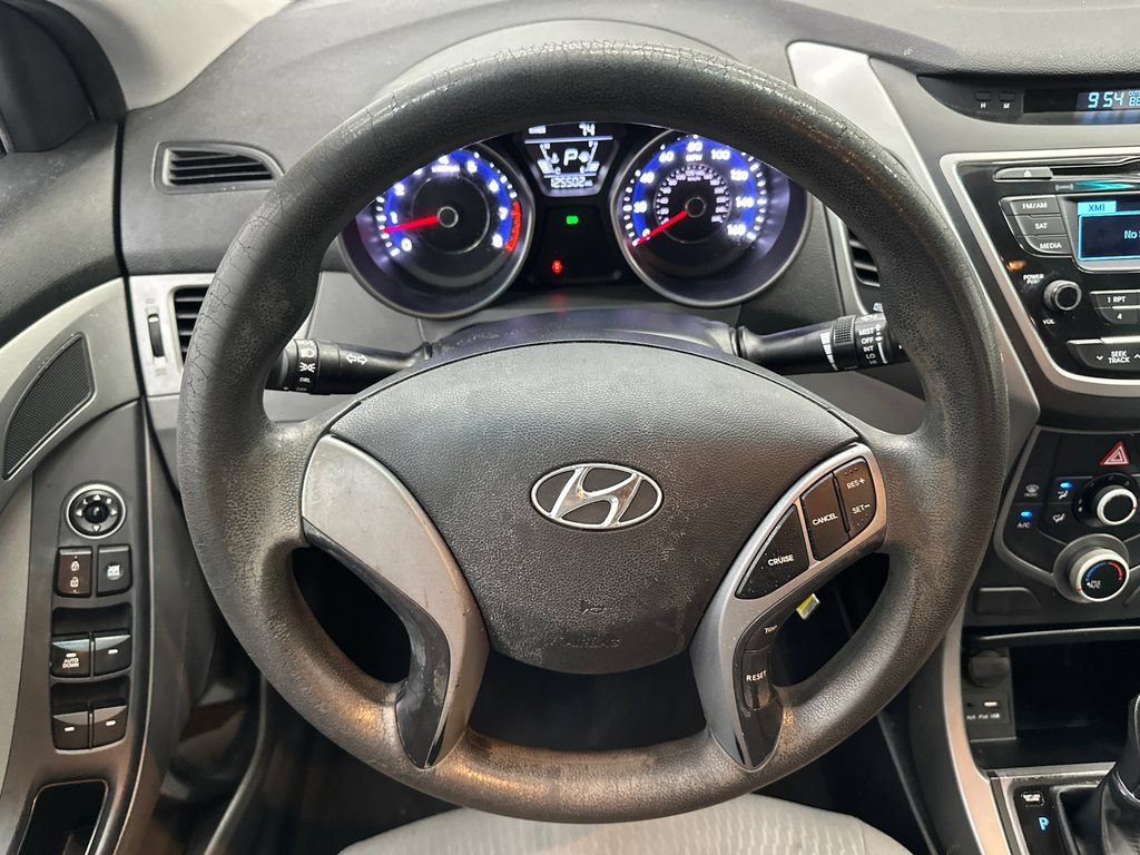 Used 2016 Hyundai Elantra SE FWD image 22