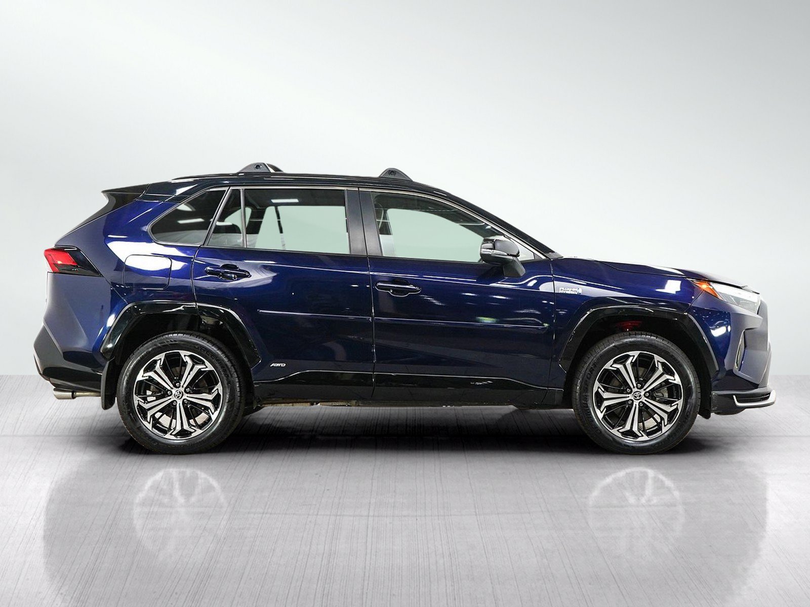 Used 2023 Toyota RAV4 XSE w/ Weather Package AWD/4WD image 6
