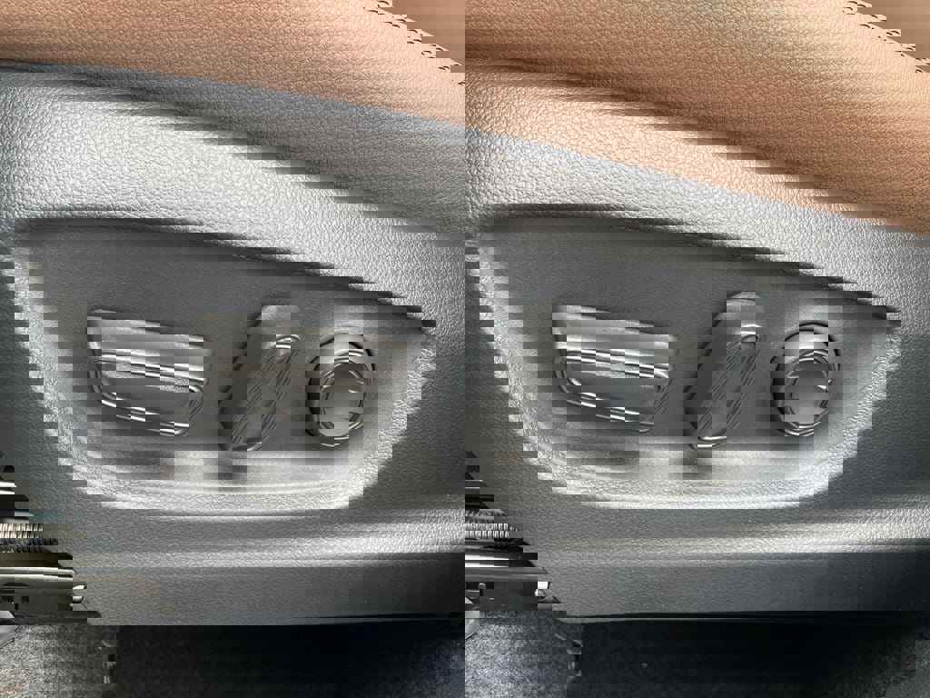 New 2026 Toyota Corolla Cross XLE image 12