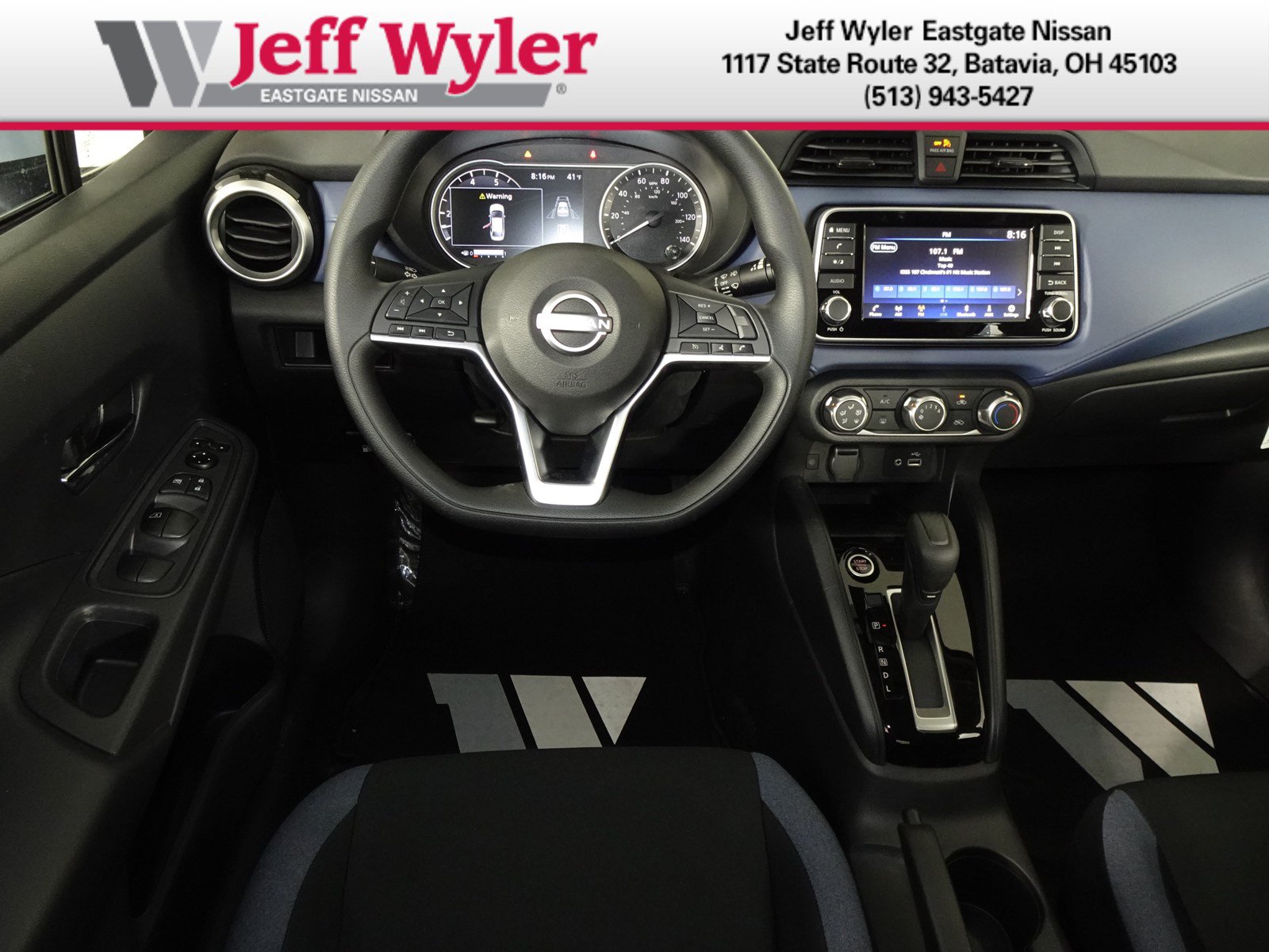 New 2025 Nissan Versa SV w/ Trunk Package FWD image 5