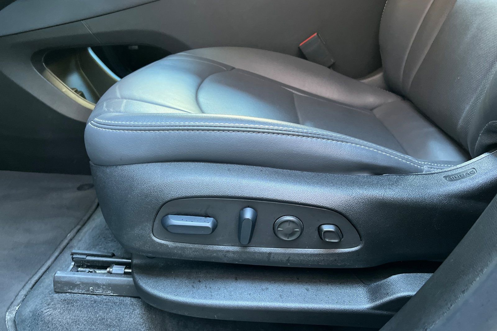 Used 2024 Buick Enclave Premium image 15