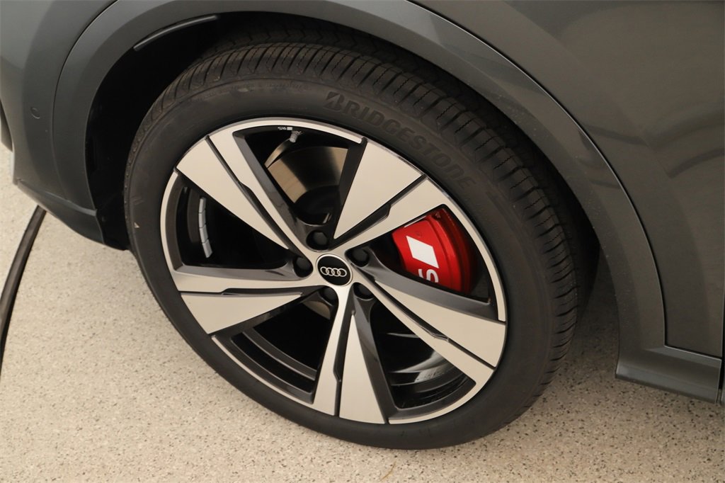 New 2025 Audi SQ5 Premium Plus image 29