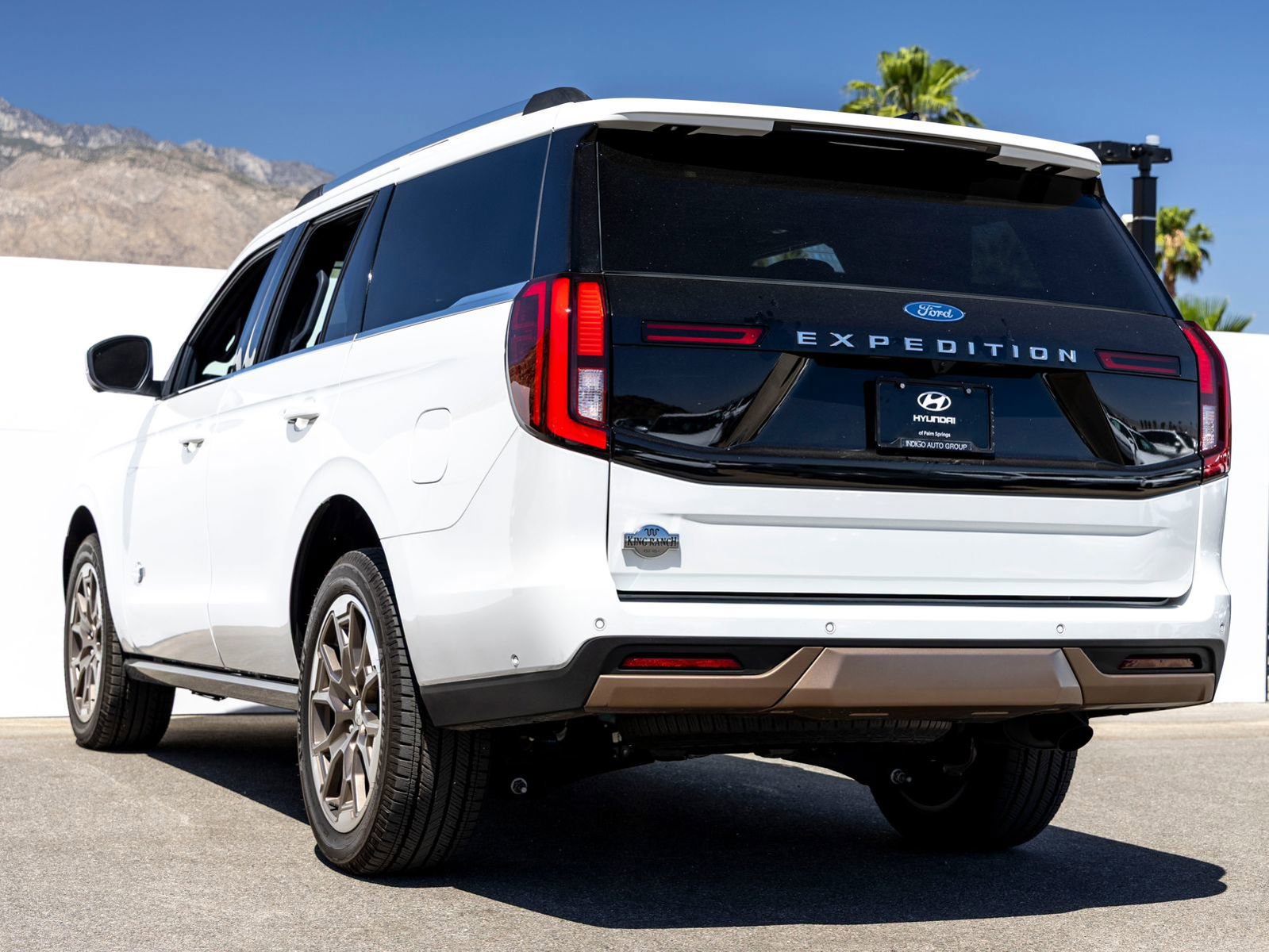 Used 2025 Ford Expedition King Ranch AWD/4WD image 7