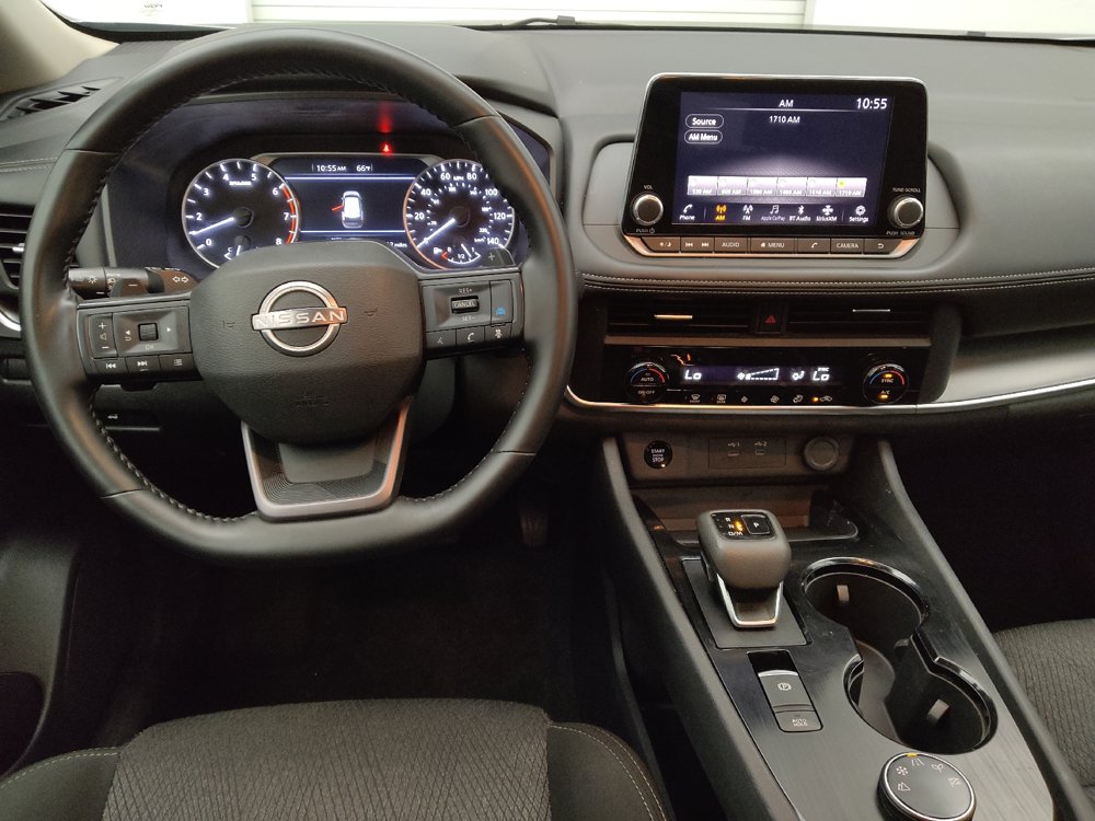 Used 2025 Nissan Rogue SV AWD/4WD image 22