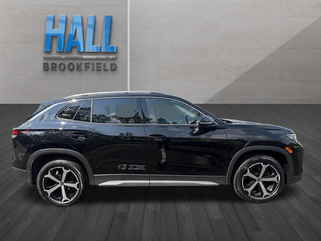 Certified 2025 Volkswagen Tiguan SE w/ Panoramic Sunroof Package AWD/4WD image 7