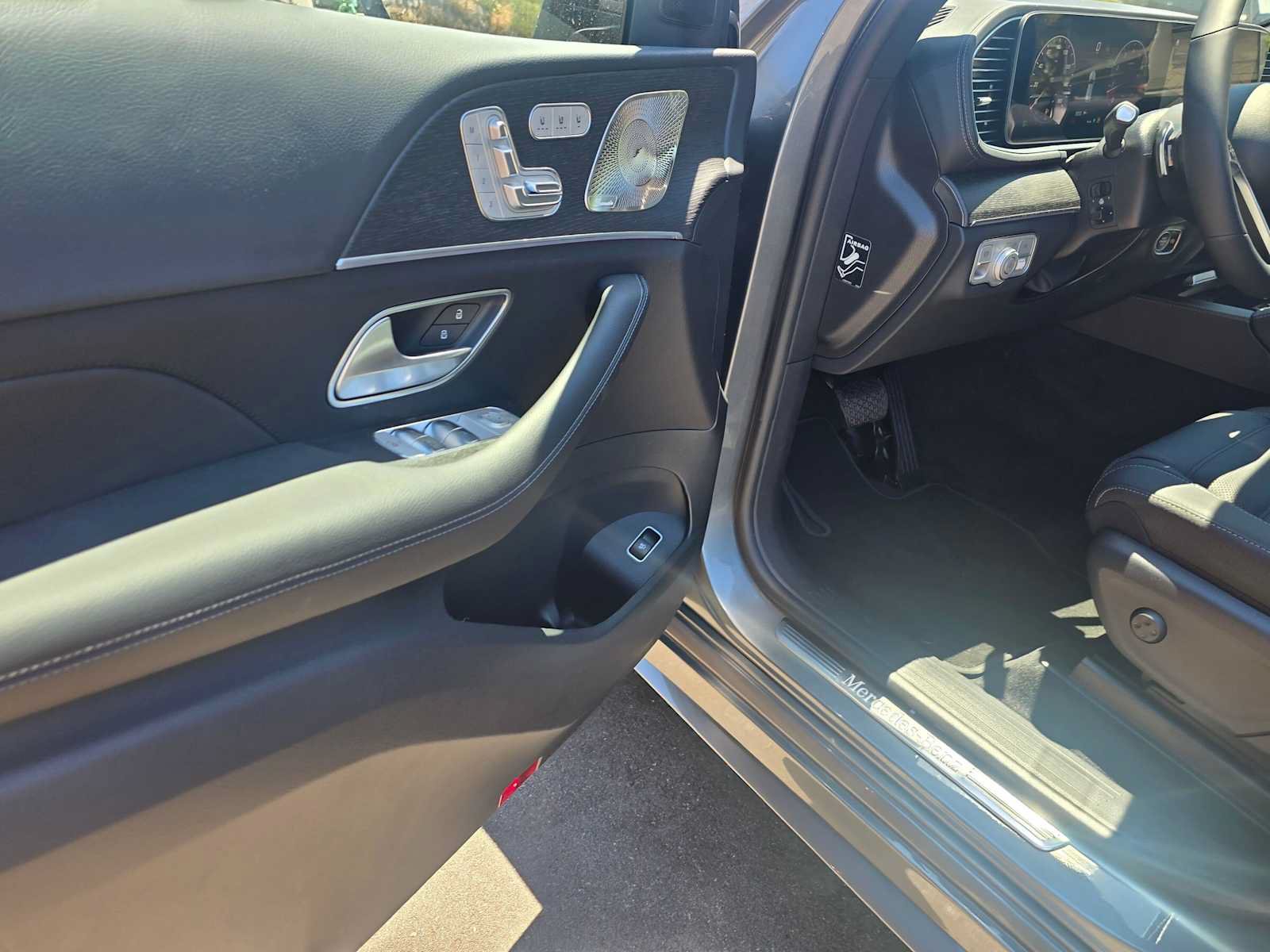 New 2026 Mercedes-Benz GLE 580 4MATIC image 23
