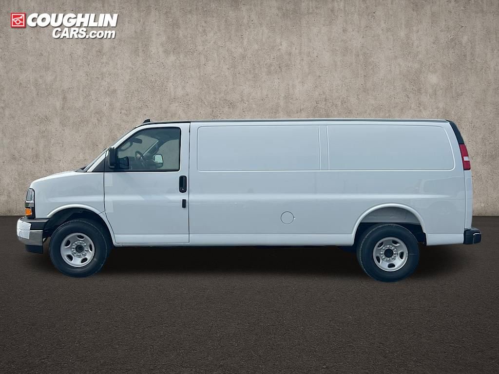 New 2025 Chevrolet Express 3500 Extended w/ Driver Convenience Package RWD image 11