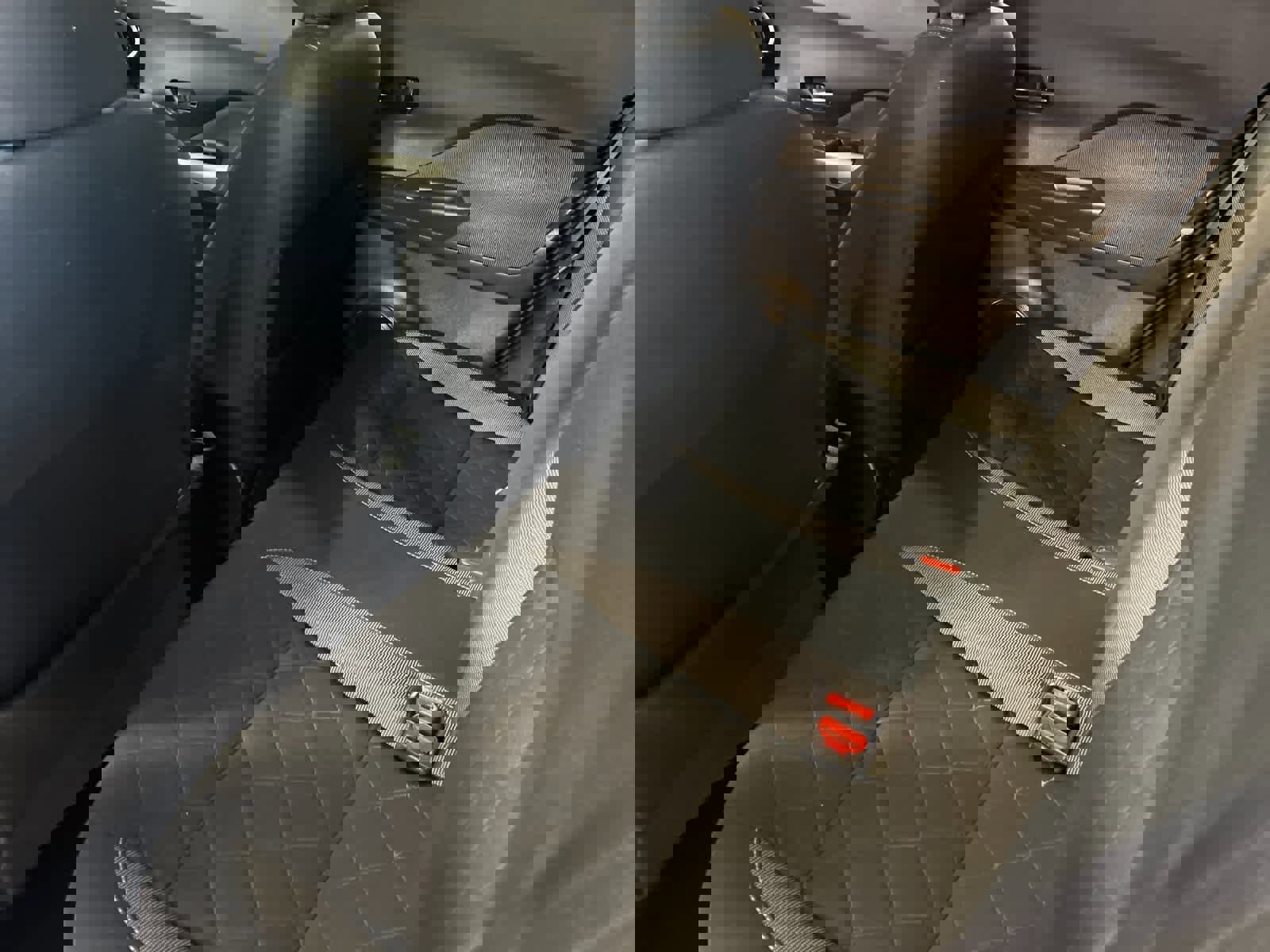 Used 2019 Nissan Kicks SV image 4