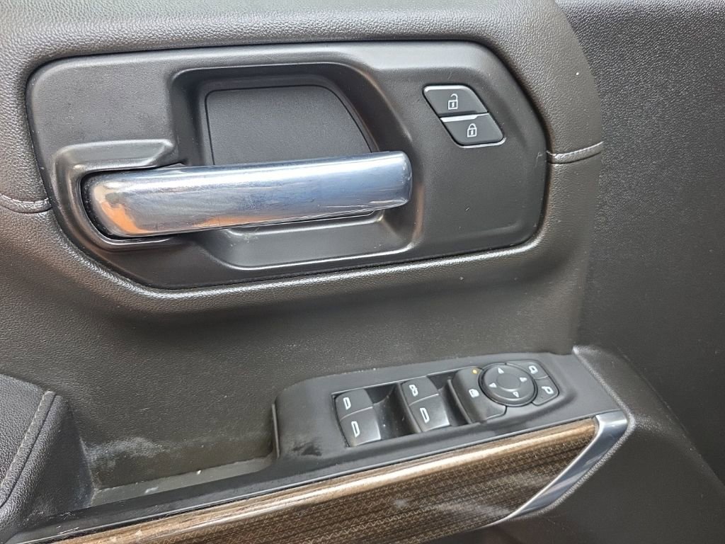 Used 2021 Chevrolet Silverado 1500 LT Trail Boss image 22