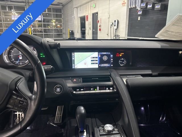 Used 2018 Lexus LC 500 Coupe w/ Sport Package image 18