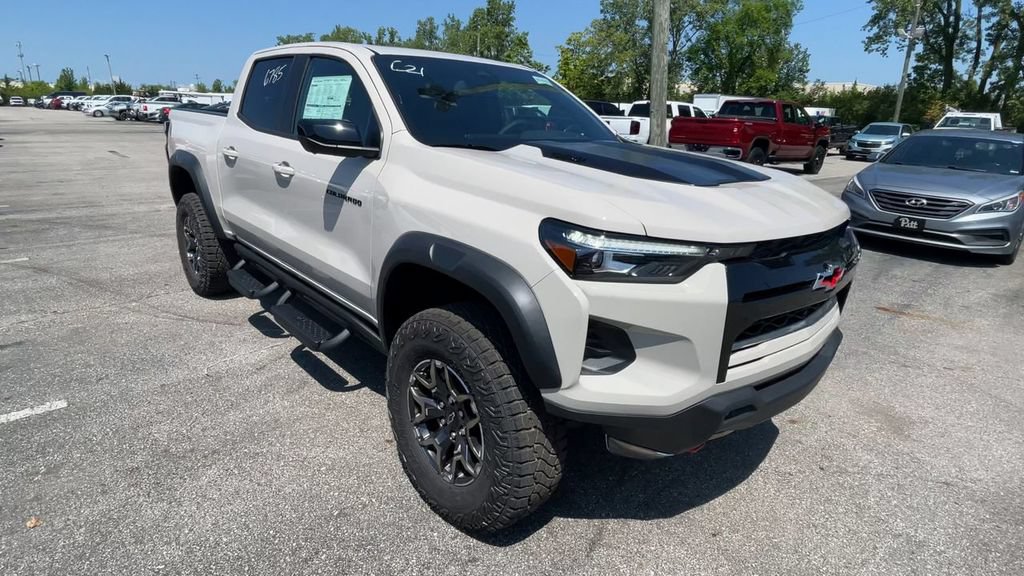 New 2026 Chevrolet Colorado ZR2 w/ Technology Package AWD/4WD image 4