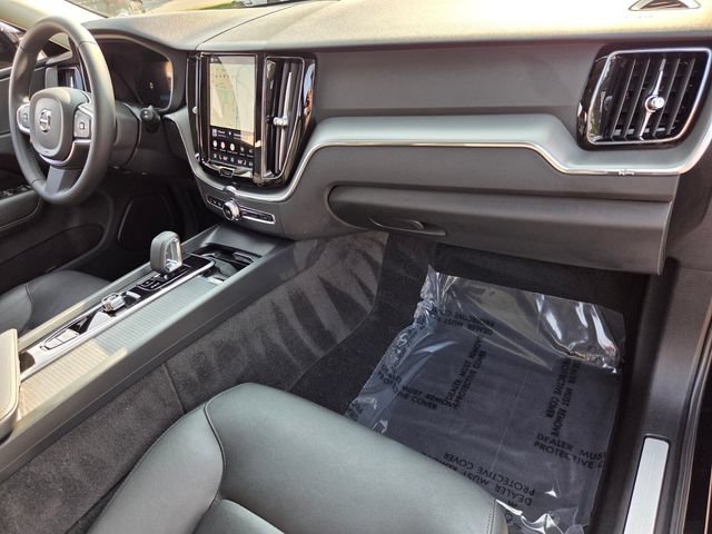 Certified 2024 Volvo XC60 T8 Core AWD/4WD image 19