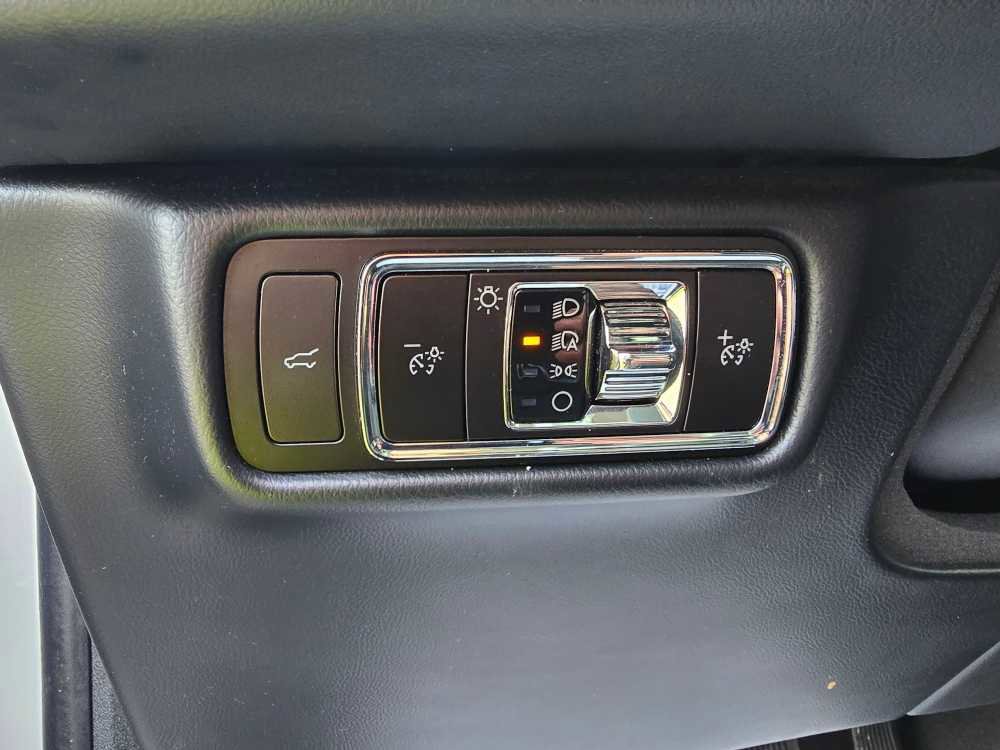 Used 2023 Lincoln Aviator Reserve image 17