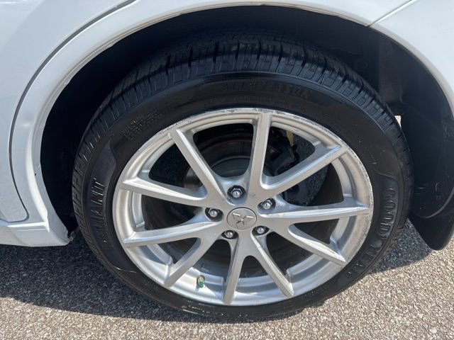 Used 2012 Mitsubishi Galant SE image 10