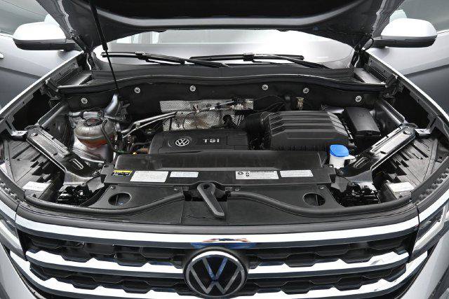 Used 2020 Volkswagen Atlas Cross Sport SE AWD/4WD image 36