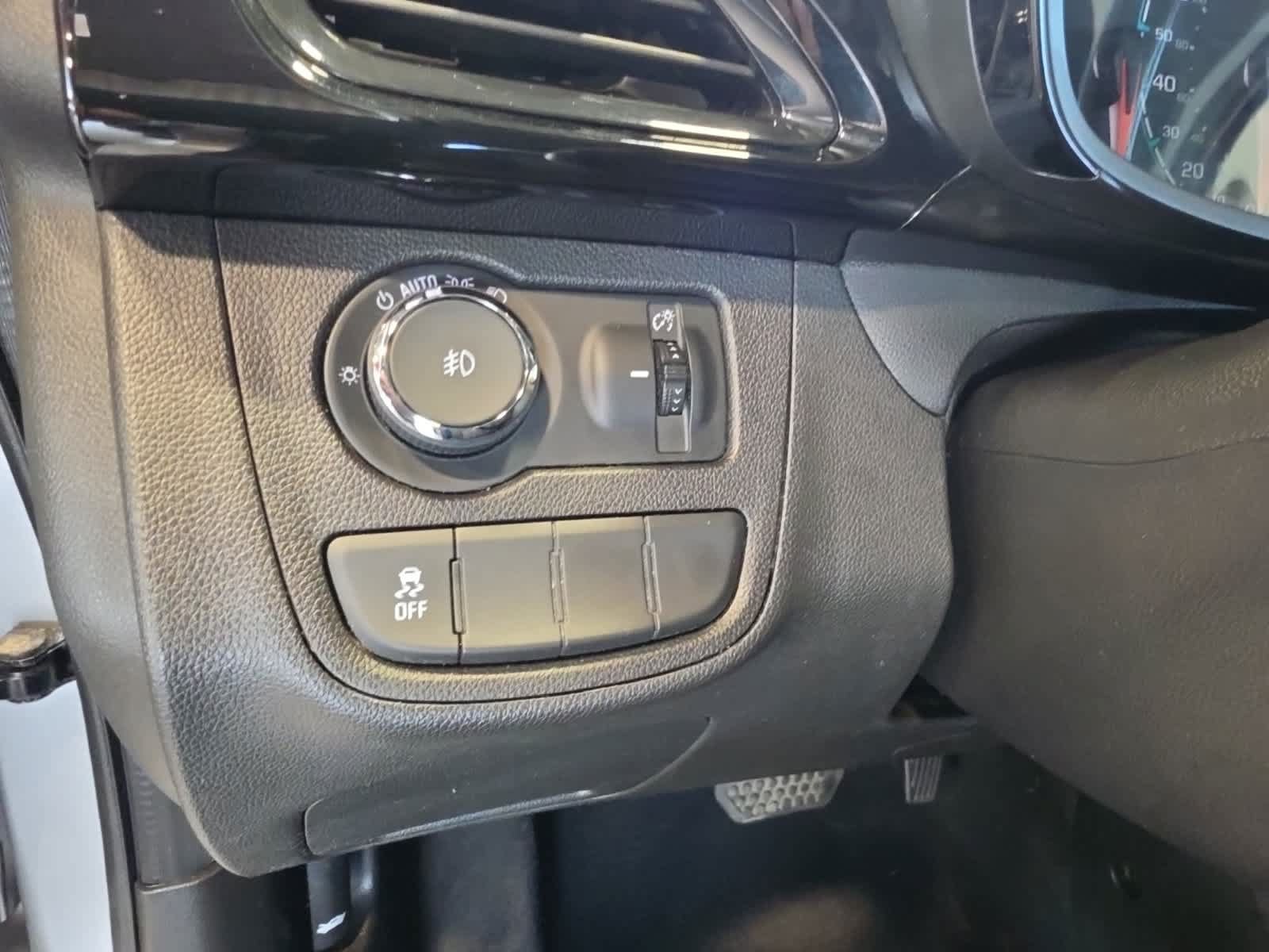 Used 2018 Chevrolet Spark LT FWD image 19