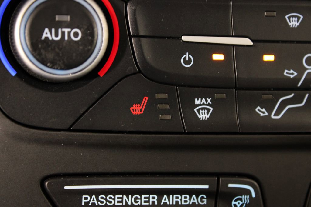 Used 2019 Ford Escape Titanium image 22