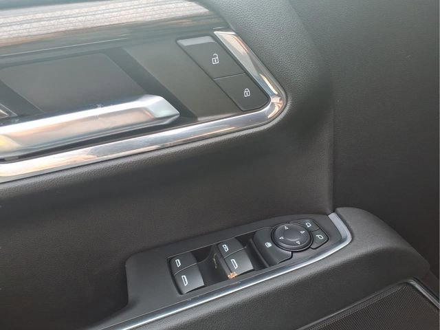 Used 2024 Chevrolet Silverado 1500 LT image 13