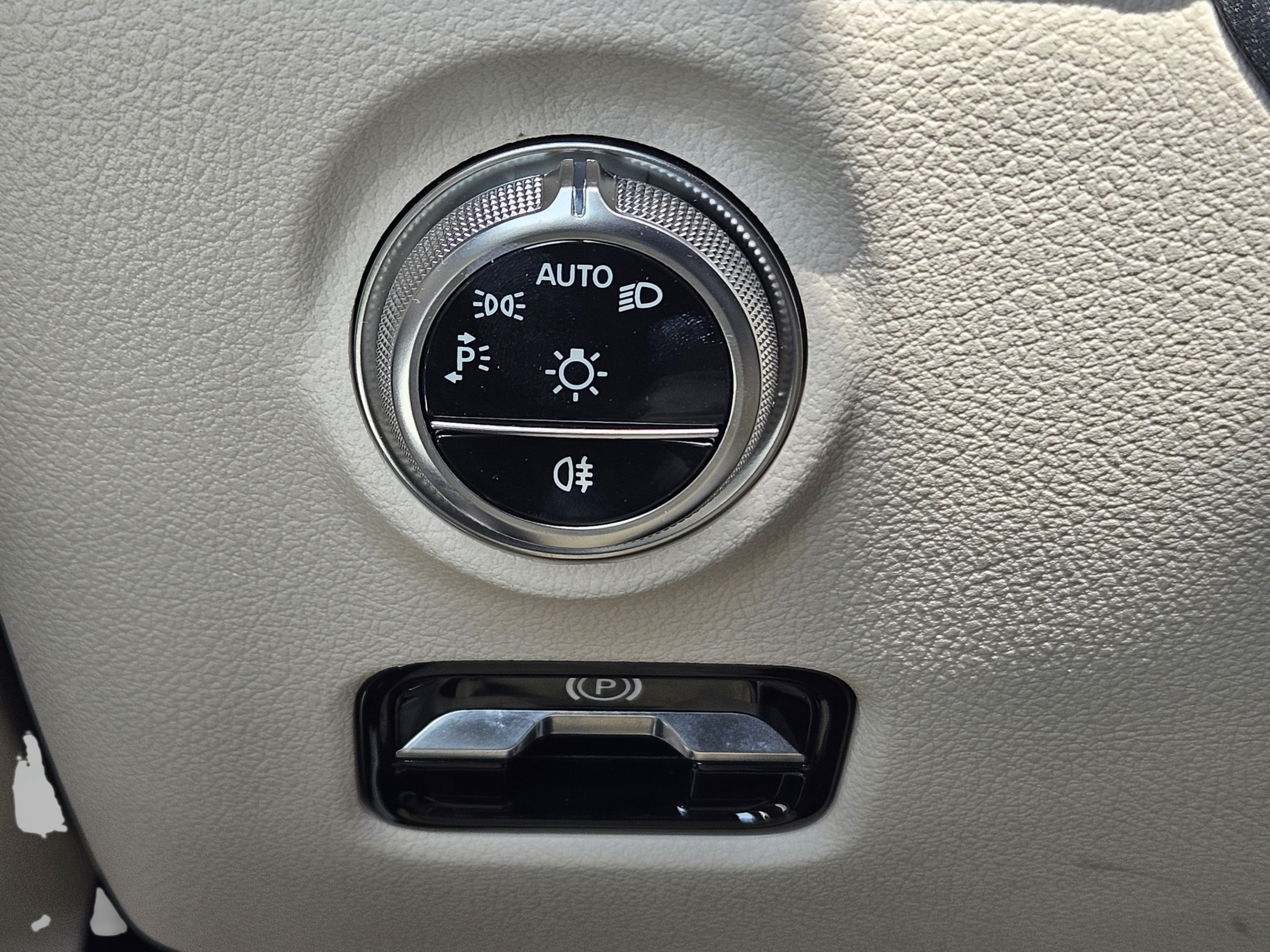 Certified 2026 Mercedes-Benz C 300 Sedan image 30