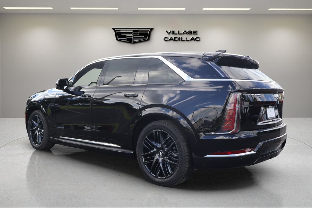 New 2026 Cadillac Escalade IQ Luxury 2 w/ LPO, Floor Liner Package AWD/4WD image 2