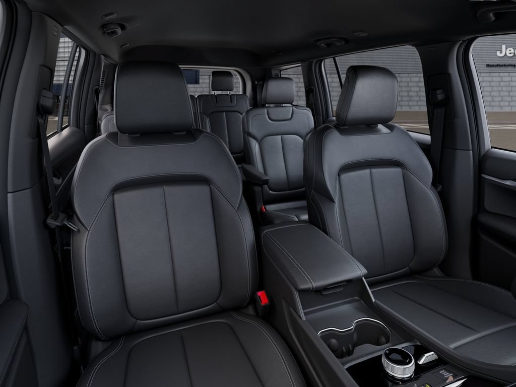 New 2026 Jeep Grand Cherokee L Limited AWD/4WD image 16